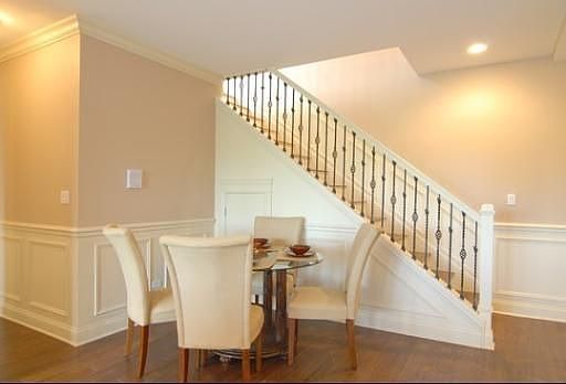 4th image of 3025 N California Ave #2NW