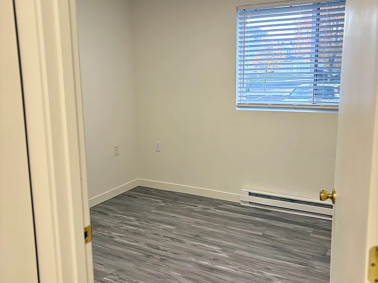Northwood Apartments — Photo 9