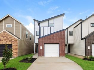 15228 Estrella E, Houston, TX 77073