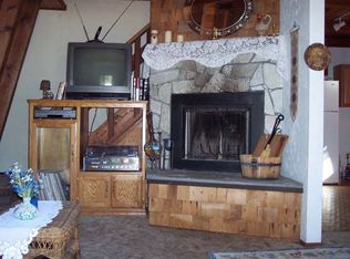 5475 Hemlock Dr, Soda Springs, CA 95728