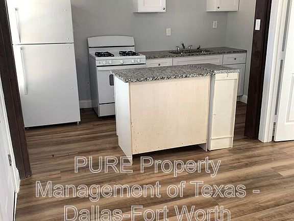3rd image of 3011 McLean St APT 10