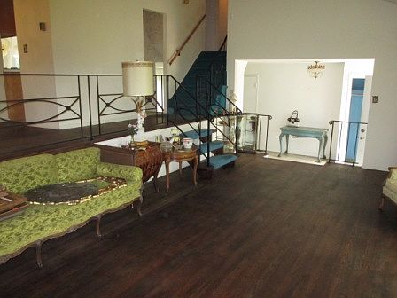 2nd image of 21 Country Village Ln