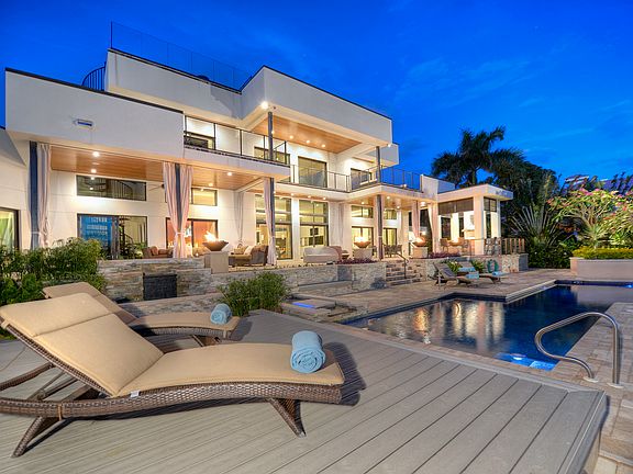 3rd image of 1551 Ixora Dr