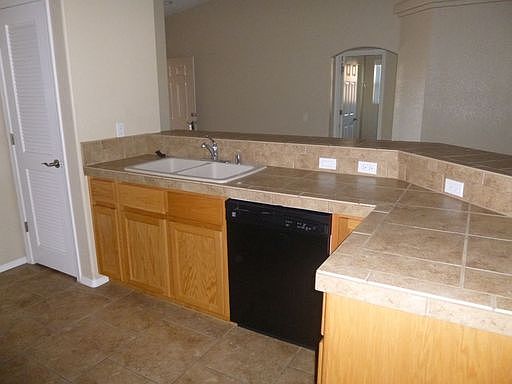 4th image of 2970 Aladdin Dr Unit 101