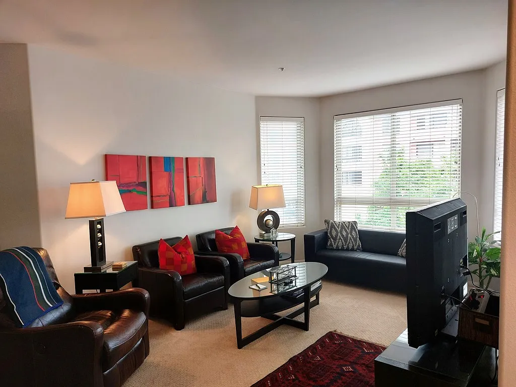 2 bed, 2.0 bath, $5,875 — Photo 1