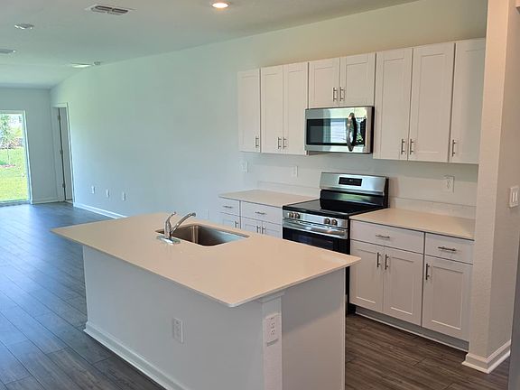 5th image of 8139 SW 45th Ct