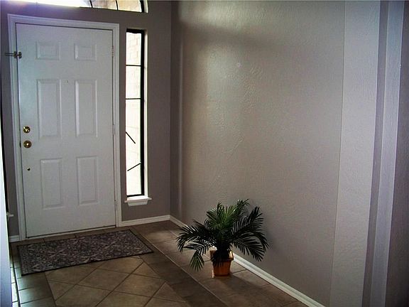 3rd image of 12321 Rockwood Ave