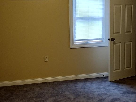 3rd image of 541 E North St #2