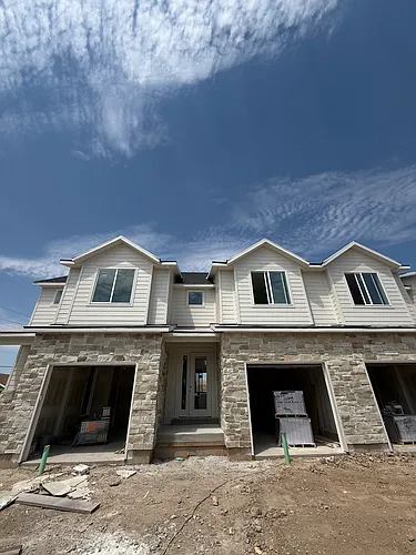 Madison Park Townhomes Photo 1