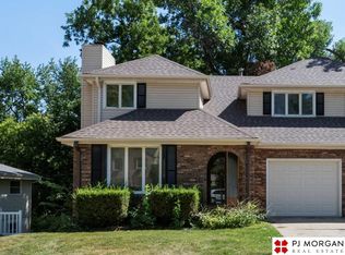 1729 N 58th St, Omaha, NE 68104