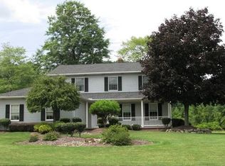 6562 Josephine Dr, Independence, OH 44131