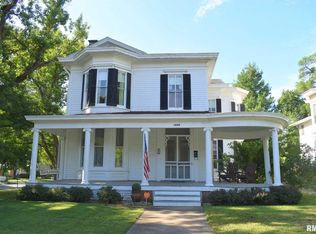 1005 W College Ave, Jacksonville, IL 62650