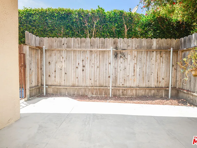 2602 Carnegie Ln #1 — Photo 20