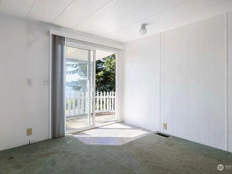 14860 Gibralter Rd — Photo 9