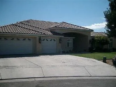3090 Mateo Ave photo 1