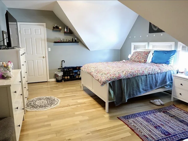 190 Summer St #402 — Photo 8