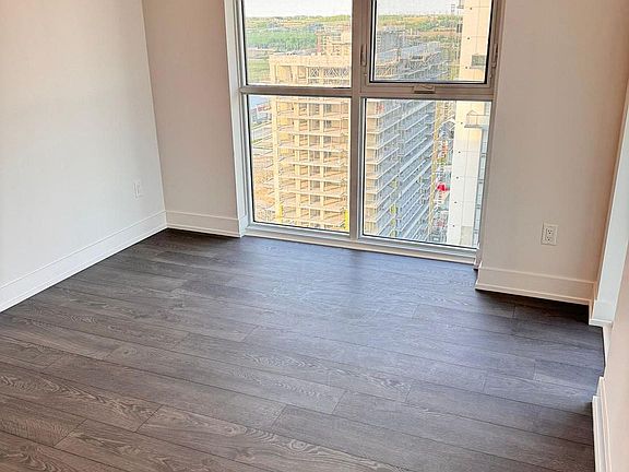 4th image of 2550 Simcoe St N #2316