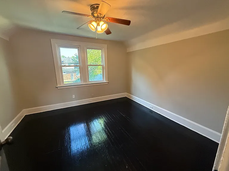 1855 Dalewood Pl — Photo 5