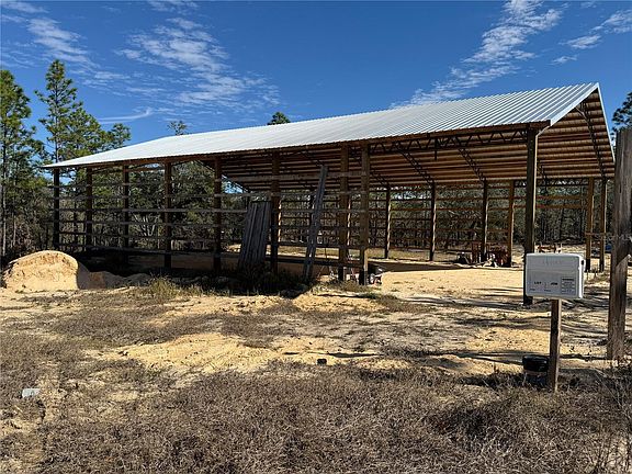 3rd image of 16386 KAKAWI ROAD
