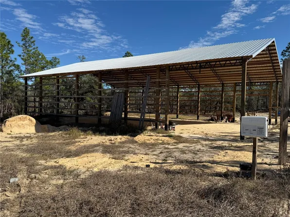 16386 Kakawi Rd, Weeki Wachee, FL 34614