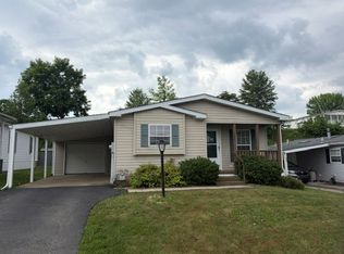 384 Eagle Ln, Apollo, PA 15613