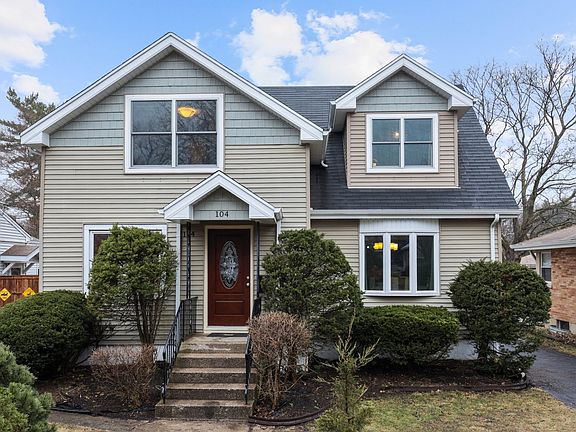 2nd image of 104 N Yale Ave