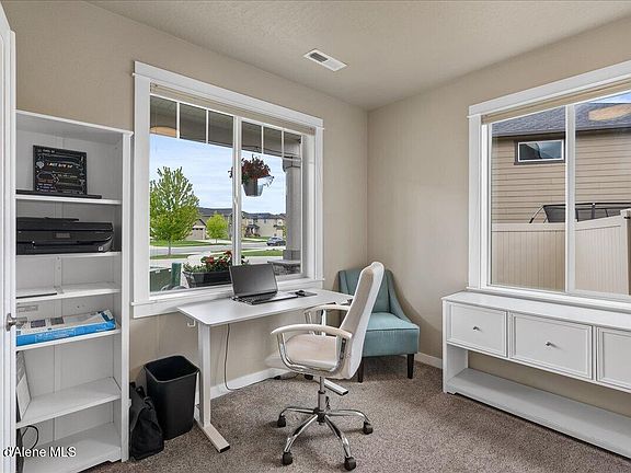 5th image of 3402 N Croghan Dr