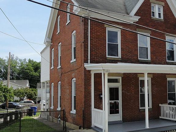 4th image of 813-815 Concord St