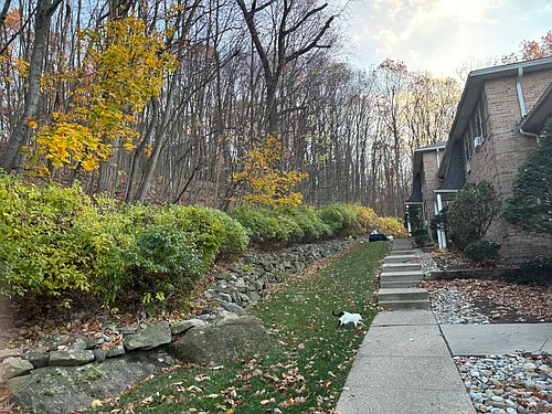 6 Hillside Ave #10 Photo 1
