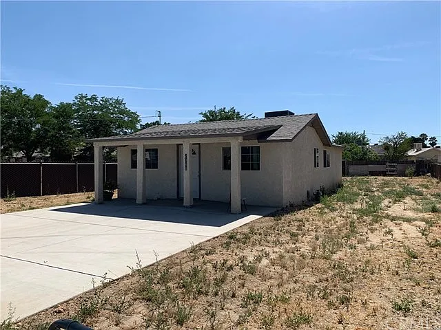 2360 Andregg Ave photo 1