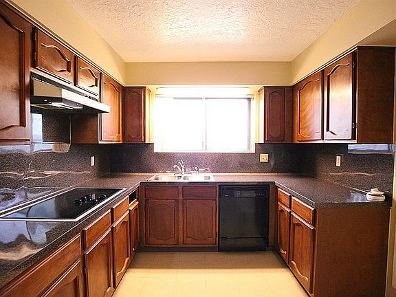 5th image of 5050 Tain Dr