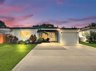 1450 NE 180th St, North Miami Beach, FL 33162
