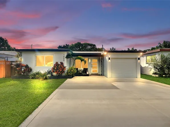 1450 NE 180th St, North Miami Beach, FL 33162