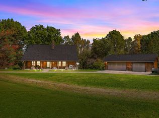 N2426 Maloney Rd, Kaukauna, WI 54130