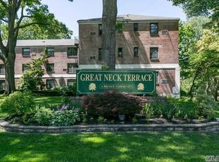 5 Terrace Cir APT 2H, Great Neck, NY 11021