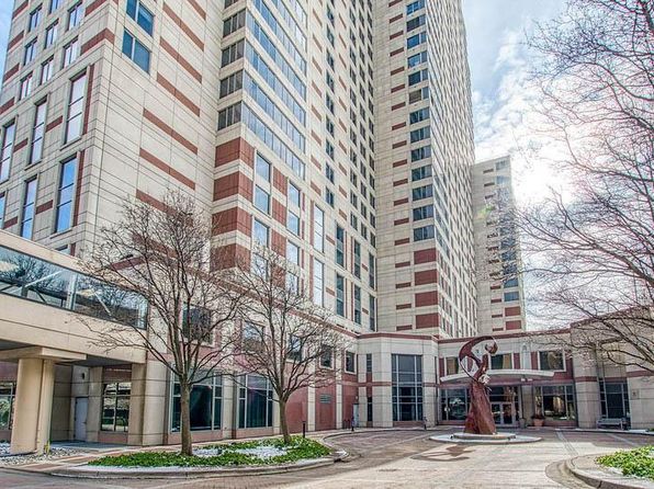 62 Campau Cir NW