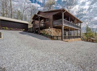 54 Henderson Ln, Mineral Bluff, GA 30559