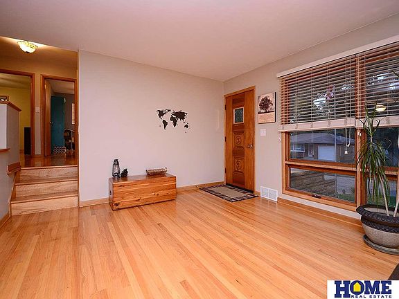 4th image of 2717 S 41st St