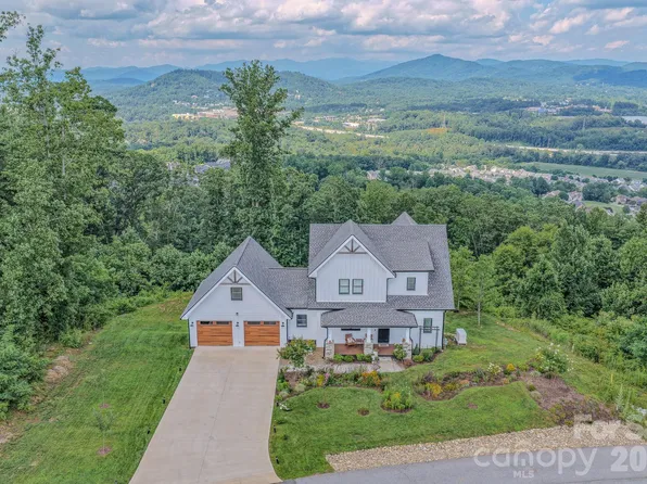 49 Arabella Ln, Arden, NC 28704