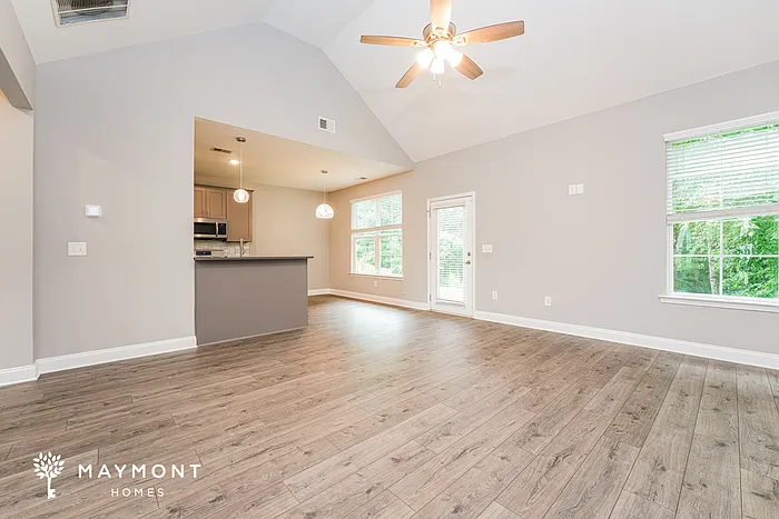 30 Meadowbrook Ct — Photo 4