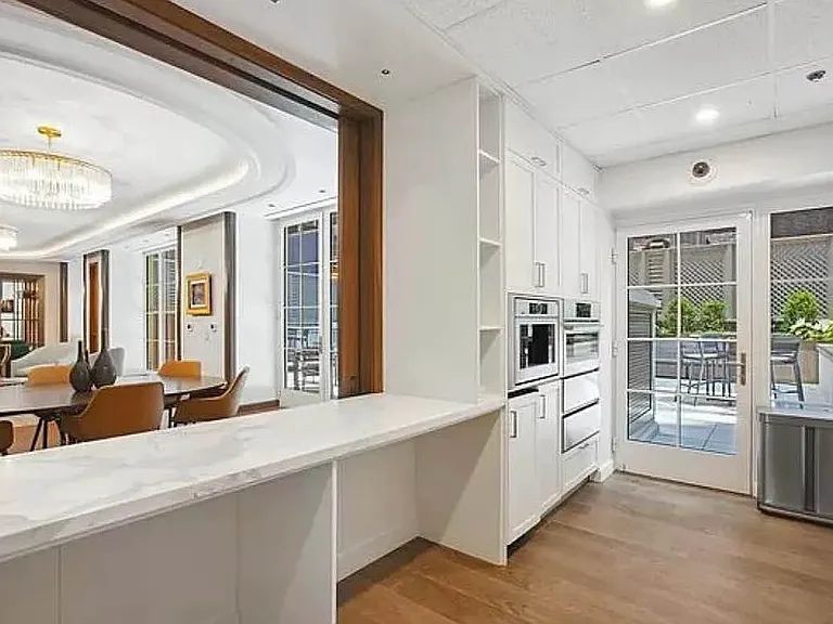 115 E 55th St #Penthouse 4 — Photo 15