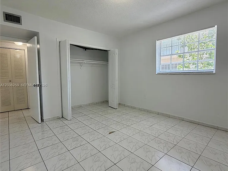 4340 NW 11th St #3 — Photo 8