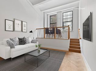 275 W 10th St, New York, NY 10014