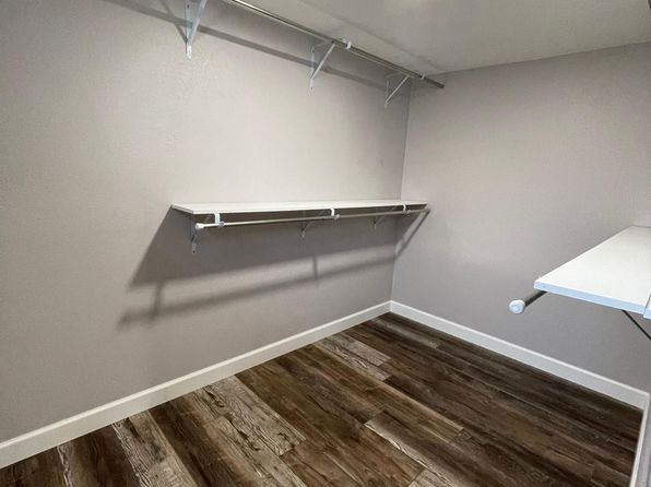 1925 Nueva Vista Dr UNIT B, Denver, CO 80229