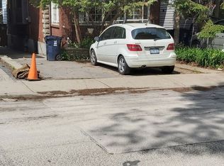 74 Kenilworth Ave, Toronto, ON M4L3S5