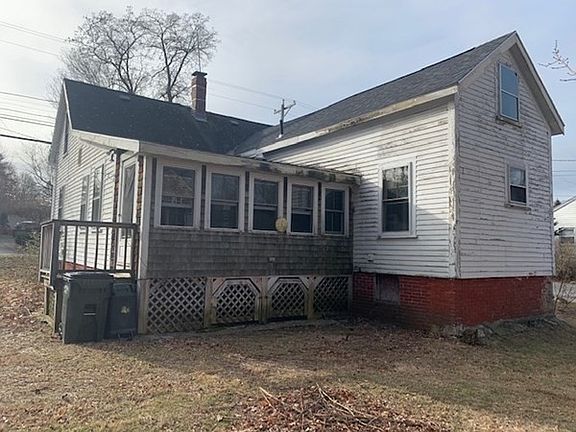 4th image of 490 Merrimac St