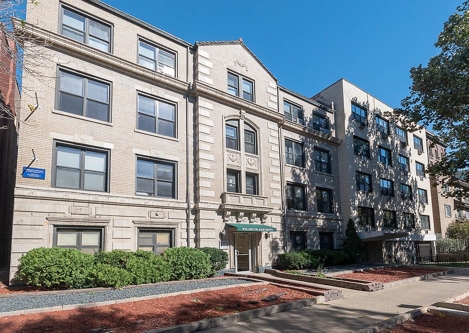 1st image of 540 W Wellington Ave #311