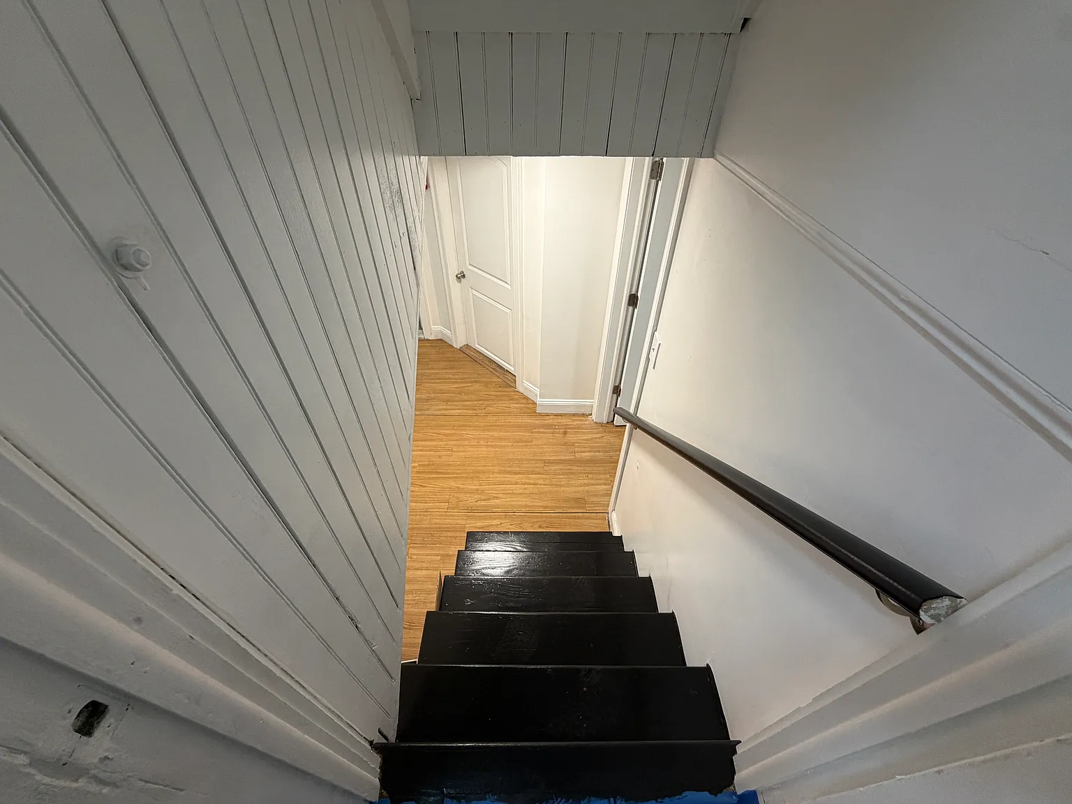 2 bed, 800 sqft, $1,950 — Photo 2