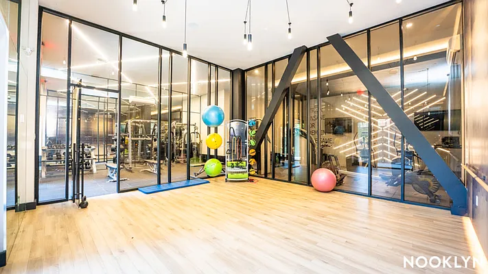 Rented by Nooklyn NYC LLC | media 26