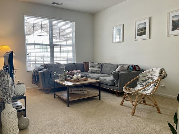 5th image of 327 Terra Springs Cir
